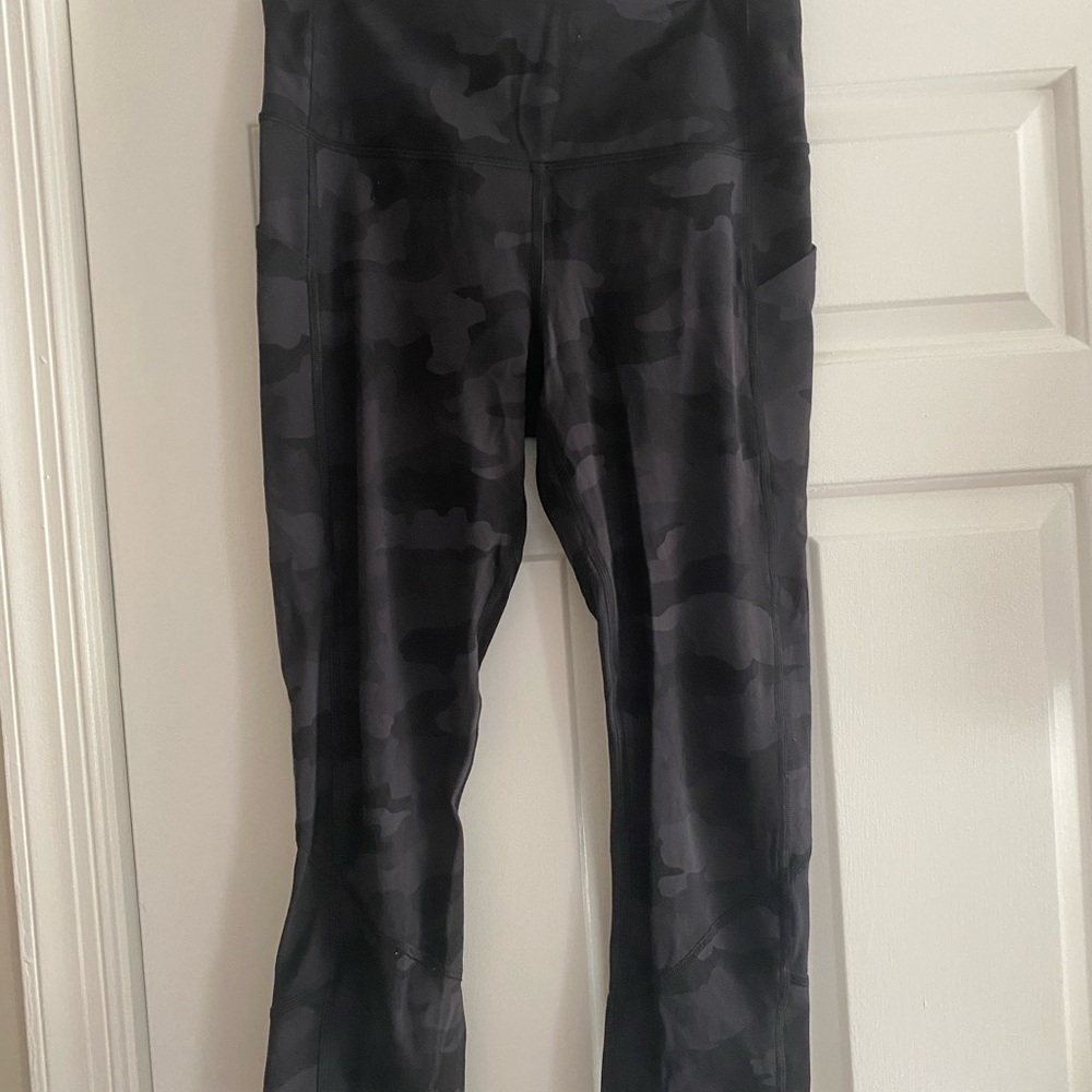 Lululemon Black Camouflage Leggings